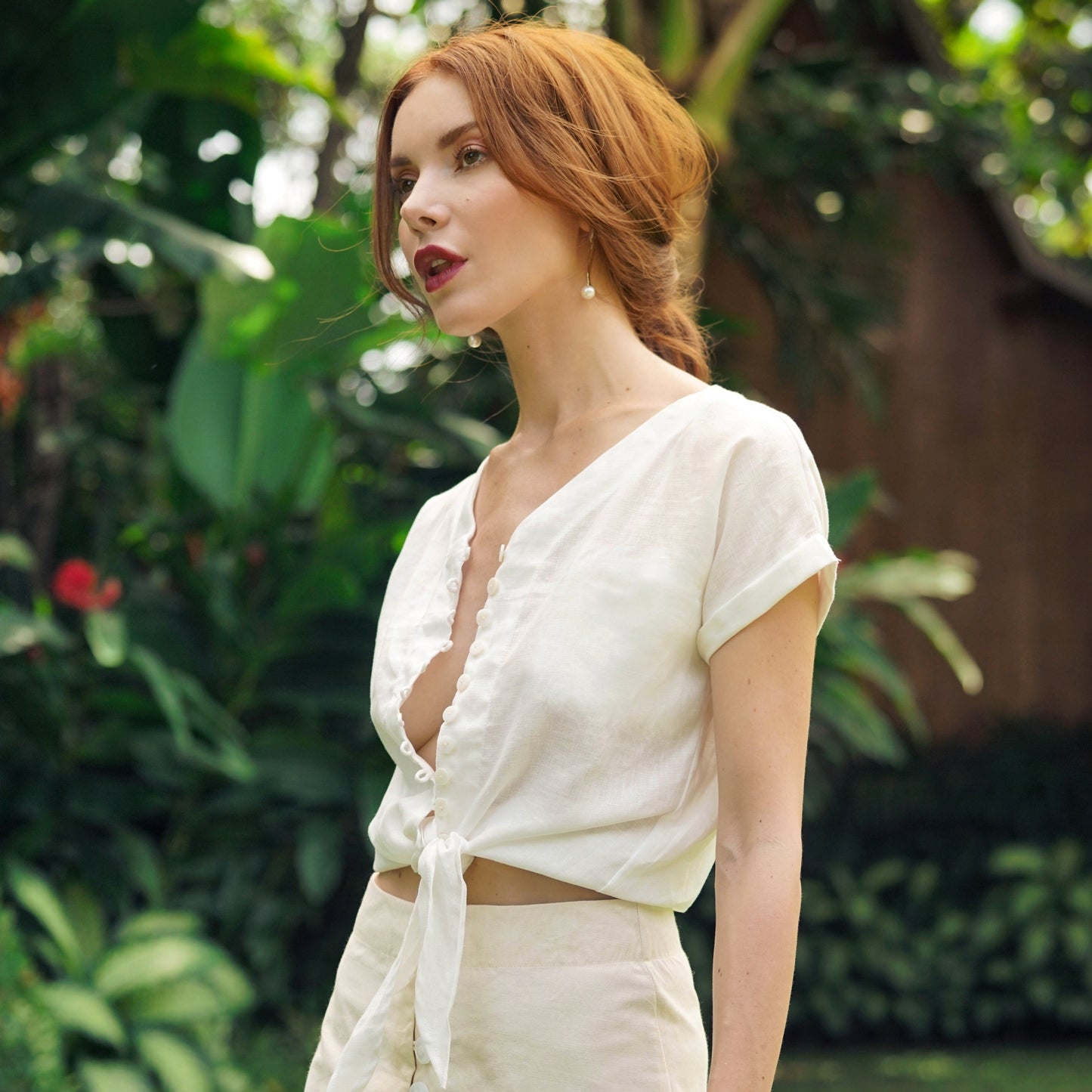 Lana Handwoven Linen Knot Shirt in Off-White